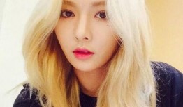 金泫雅被爆料谈恋爱视频,甜蜜视频揭露恋爱真相